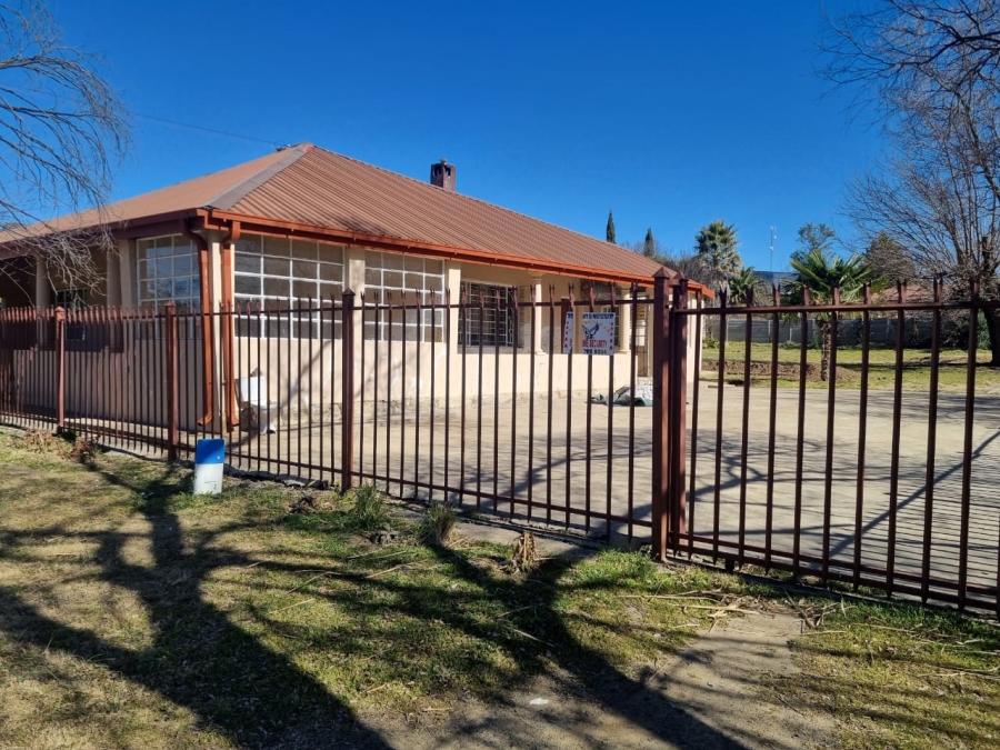 3 Bedroom Property for Sale in Ladybrand Free State